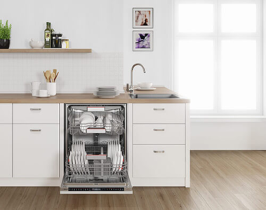 Thiết kế hoàn hảo của máy rửa bát Bosch mang lại nhiều tiện lợi cho người sử dụng.